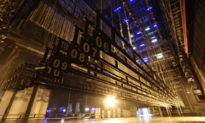 舞臺(tái)設(shè)備是決定舞臺(tái)工程質(zhì)量的基礎(chǔ)